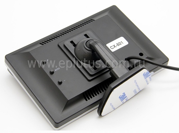 kypit_avtomobilnyy-monitor-eplutus-cx-501