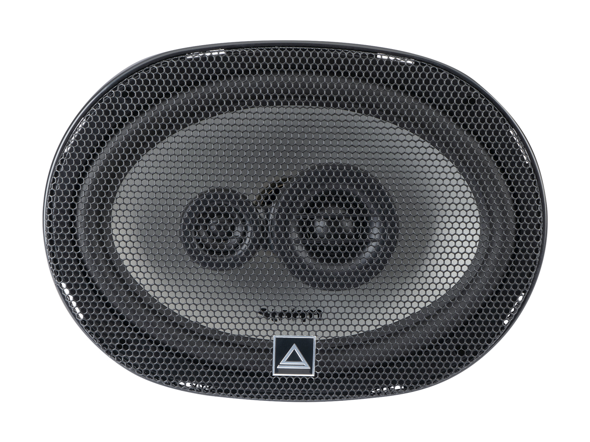 kypit_avtoakustika-aura-storm-710-3