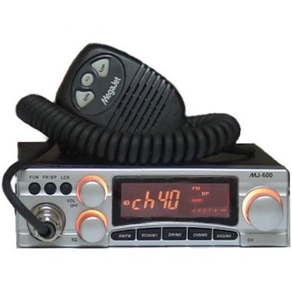 kypit_radiostantsiya-megajet-600-turbo-r-s-am-fm-240-kan-20w