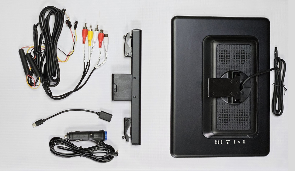 kypit_avtomobilnyy-monitor-ergo-er1460an