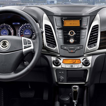 kypit_ramka-intro-incar-rsy-fc480-ssang-yong-actyon-2013