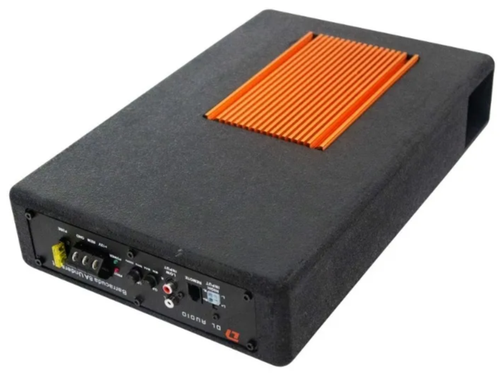 kypit_avtosabvufer-dl-audio-barracuda-8a-underseat