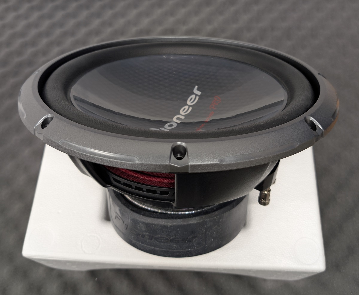 kypit_avtosabvufer-pioneer-ts-w3003d4
