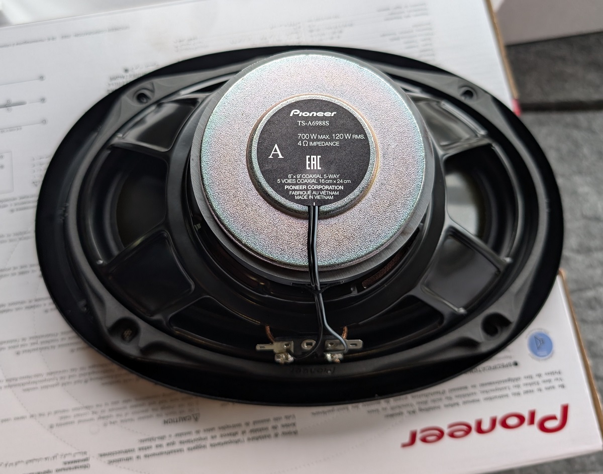 kypit_avtoakustika-pioneer-ts-a6988s