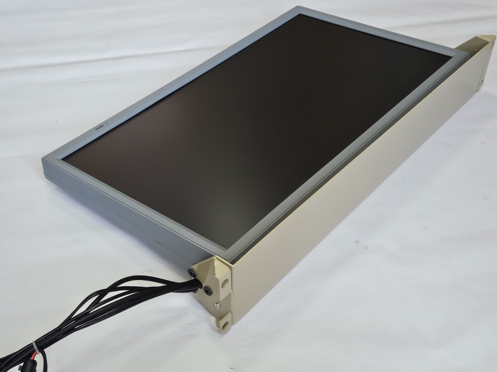kypit_potolochnyy-monitor-ergo-er24at-seryy