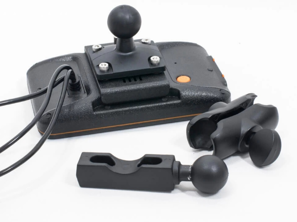 kypit_navigator-avel-avs305dvr