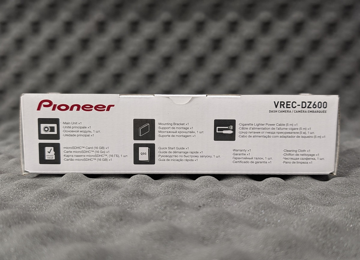 kypit_videoregistrator-pioneer-vrec-dz600