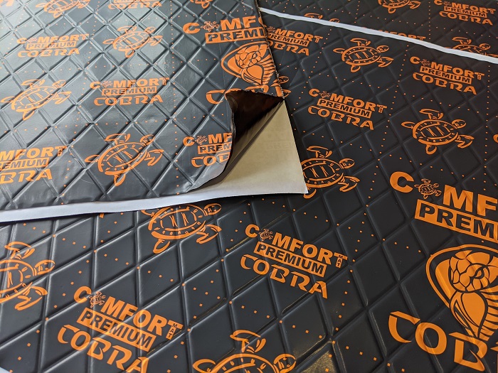 kypit_shumoizolyatsiya-comfort-mat-dark-cobra-0-5x0-7
