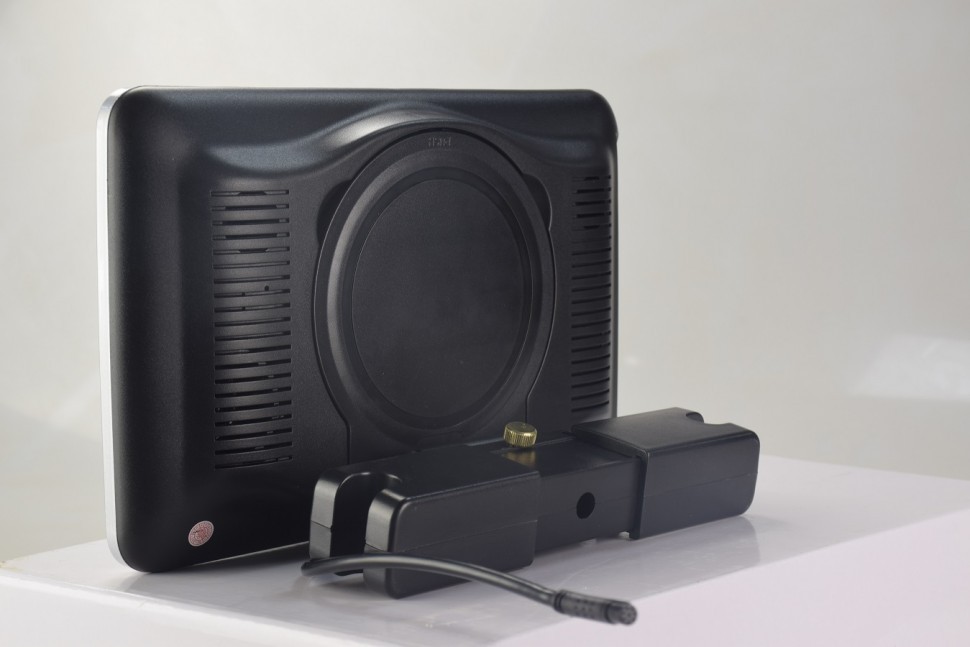 kypit_avtomobilnyy-monitor-ergo-er10vs-