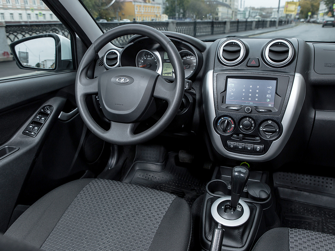 kypit_ramka-intro-incar-rla-fc406-lada-granta-2011-2018