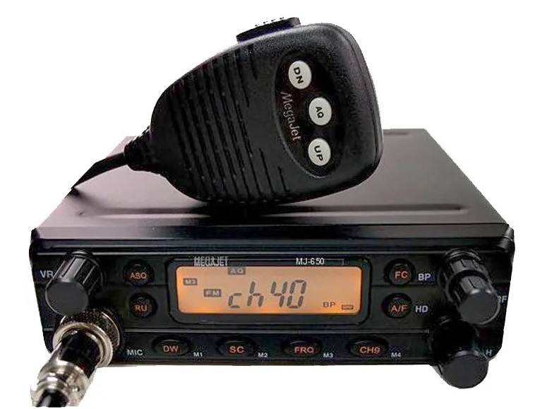 kypit_radiostantsiya-megajet-650-turbo-