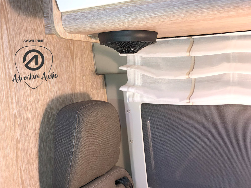 kypit_avtoakustika-alpine-spc-r100s-avtodom-kemper