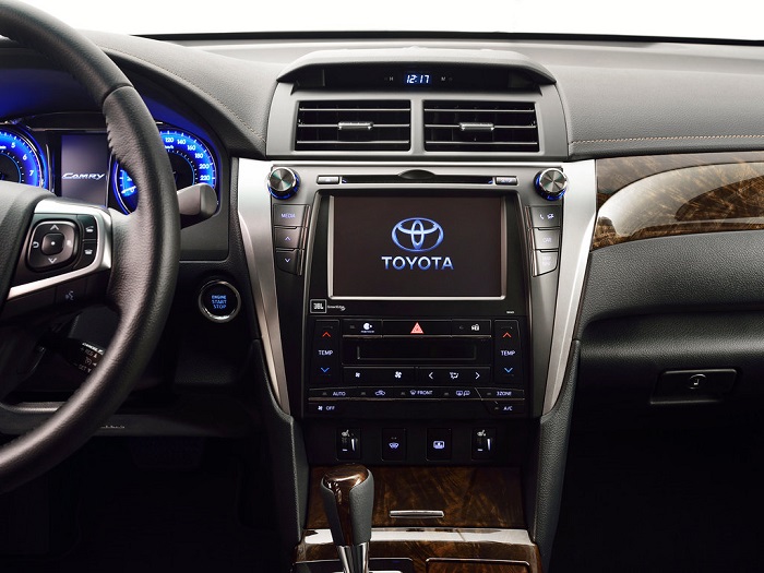 kypit_ramka-intro-incar-rty-fc811-toyota-camry-2014-2018